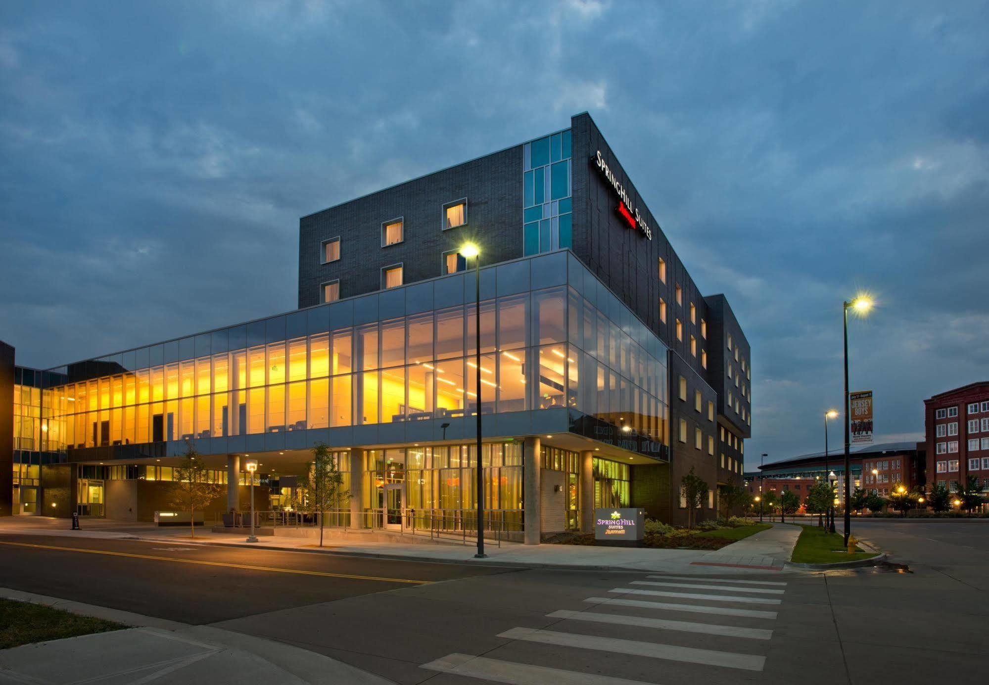 Springhill Suites By Marriott Denver Downtown Exterior foto
