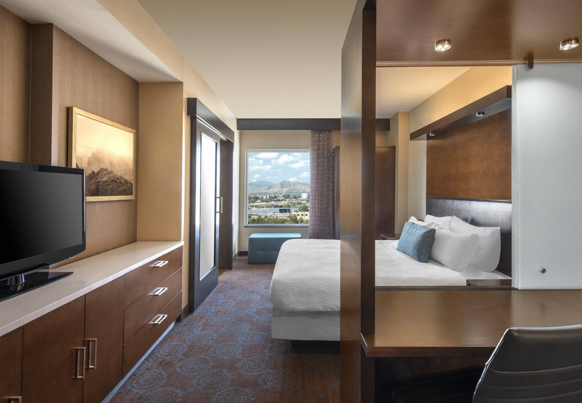 Springhill Suites By Marriott Denver Downtown Exterior foto