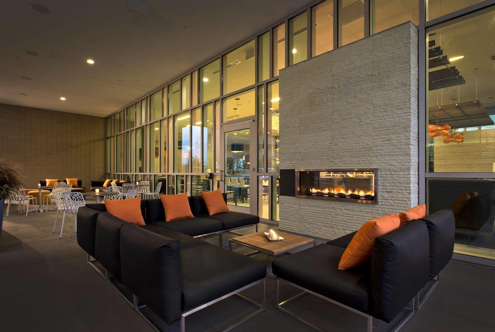 Springhill Suites By Marriott Denver Downtown Exterior foto